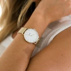 Beste Verkoop 🤩 Cluse Boho Chic Mesh White, Gold Colour ⌛ -Sieraden-horloges Verkoop 477x840