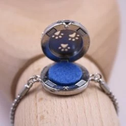 Flash-uitverkoop ⭐ Bixorp Aroma Geurarmband Met Amulet Voor Etherische Olie - Hondenpootjes - Zilverkleurig Stainless Steel - Absorberende Watjes Voor Parfum & Essentiële Olie - Cadeau Voor Haar / Dames / Vriendin / Mama / Vrouwen 👏 -Sieraden-horloges Verkoop 550x364