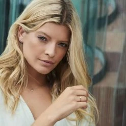 Beste deal 🛒 New Bling 9NB 0549 Zilveren Oorknopjes Dames - Zirkonia - Zeshoek - 4mm - Goud Plating - Goudkleurig 🌟 -Sieraden-horloges Verkoop 550x366 1