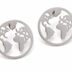 Beste deal ⌛ Dielay Oorbellen Wereldkaart - RVS Oorstekers - Lengte 12 Mm - Zilverkleurig 😀