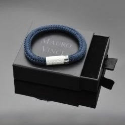 Beste deal ✨ Heren Armband Donkerblauw Touw - Scheepstouw Armband Blauw 8mm Dik - 19,5cm - Stalen Magnetische Sluiting - Mauro Vinci Vicara Darkblue- Met Geschenkverpakking 🔔 -Sieraden-horloges Verkoop 550x410 2
