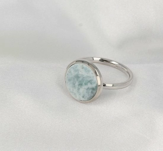 Begroting โจ My Bendel - Ring Zilver - Met Blauwe Amazoniet Edelsteen - My Bendel - Schitterde Ring Met 12 Mm Ronde Amazoniet Edelsteen - De Aderen In Deze Steen Maken Iedere Ring Uniek - Met Luxe Cadeauverpakking ๐ 8 Begroting โจ My Bendel - Ring Zilver - Met Blauwe Amazoniet Edelsteen - My Bendel - Schitterde Ring Met 12 Mm Ronde Amazoniet Edelsteen - De Aderen In Deze Steen Maken Iedere Ring Uniek - Met Luxe Cadeauverpakking ๐ - Afbeelding 6