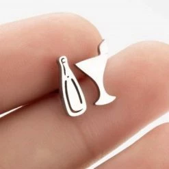 Aanbiedingen 😍 Bijoux By Ive - Oorknopjes - Champagne En Glas - Zilverkleurig ⭐