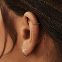 Nieuw 🛒 Isabel Bernard Le Marais Dames Ear CuffOorbellen Goud - Goudkleurig ✨ -Sieraden-horloges Verkoop 550x550 375