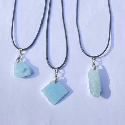 Goedkoopste 😀 Wellness-House | Veterketting Aquamarijn | Edelsteen Ketting | Natuursteen Ketting | Aquamarijn | Amulet | Unisex Ketting | Intuïtie | Flow | Spiritualiteit | Water | Zen Sieraad | Zen 🤩