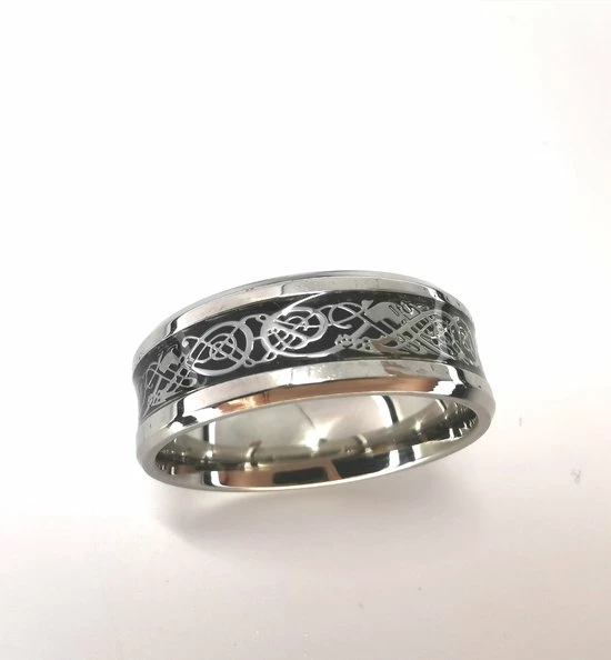 Coupon β€οΈ Lili 41 - RVS Ring - Maat 17 Met Midden - Zwart - Prachtig - Motief Erin En Beide Zijkant Glanzend Zilver Randen. π 5 Coupon β€οΈ Lili 41 - RVS Ring - Maat 17 Met Midden - Zwart - Prachtig - Motief Erin En Beide Zijkant Glanzend Zilver Randen. π - Afbeelding 3